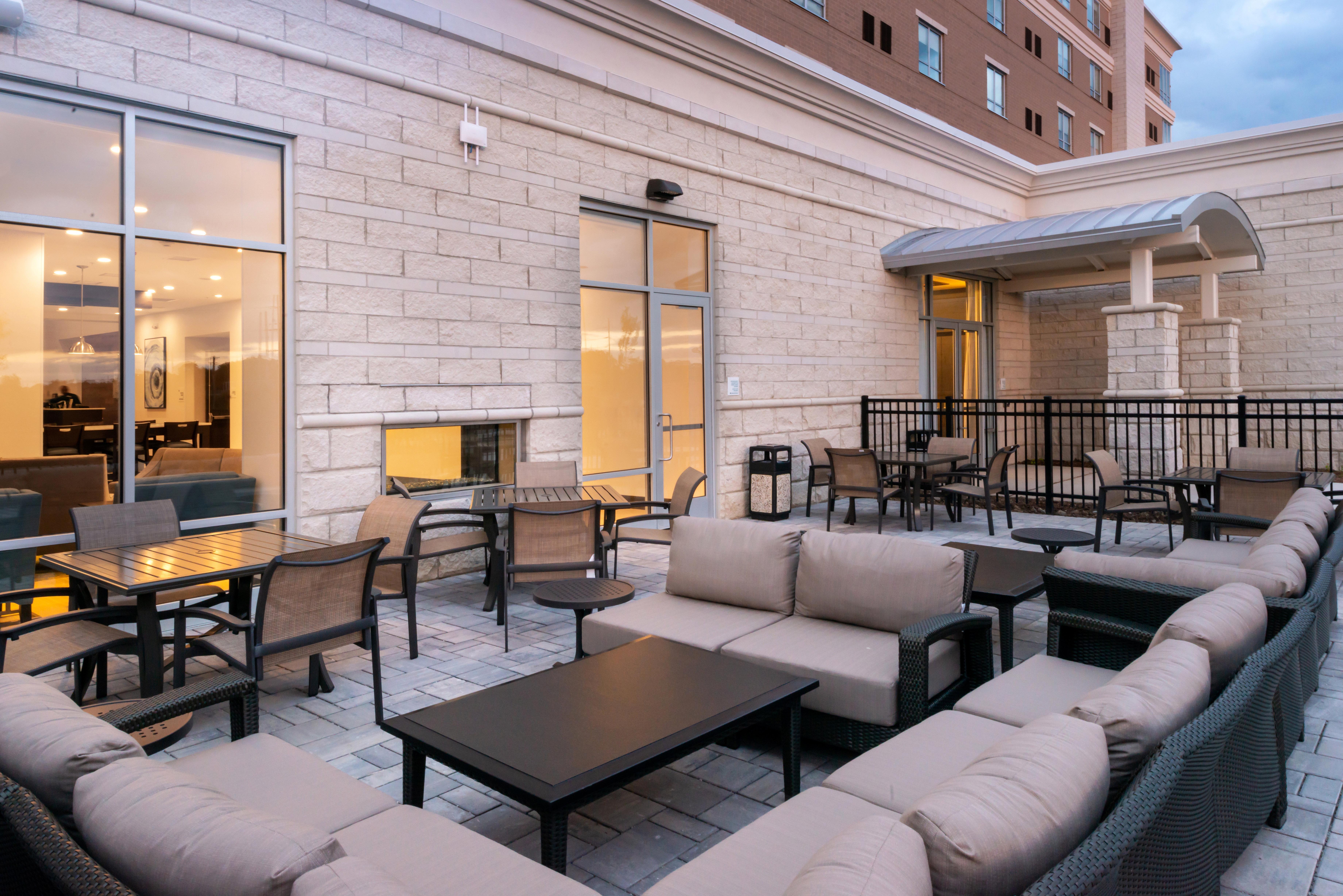 Holiday Inn & Suites - Farmington Hills - Detroit Nw By Ihg Exteriör bild