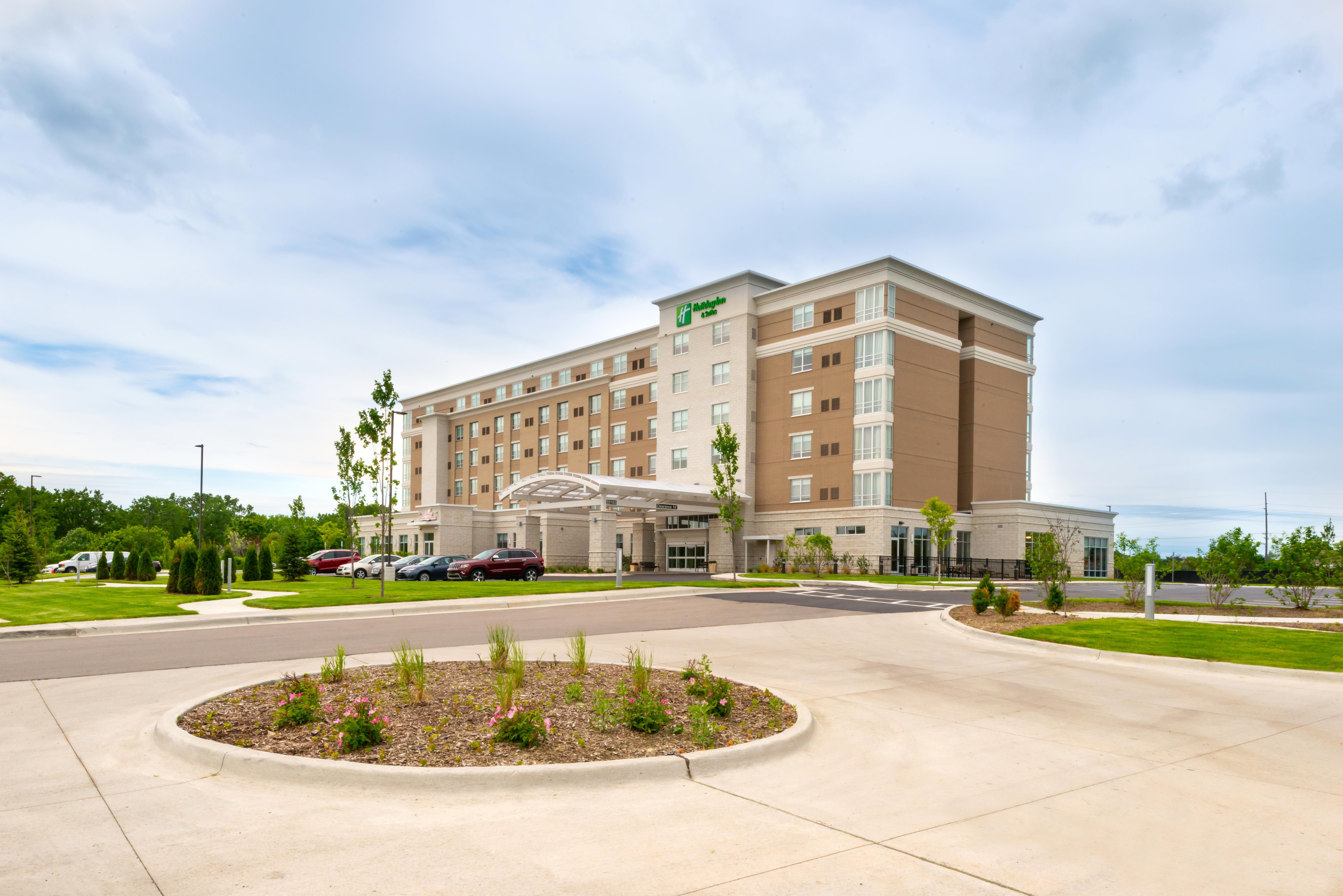 Holiday Inn & Suites - Farmington Hills - Detroit Nw By Ihg Exteriör bild