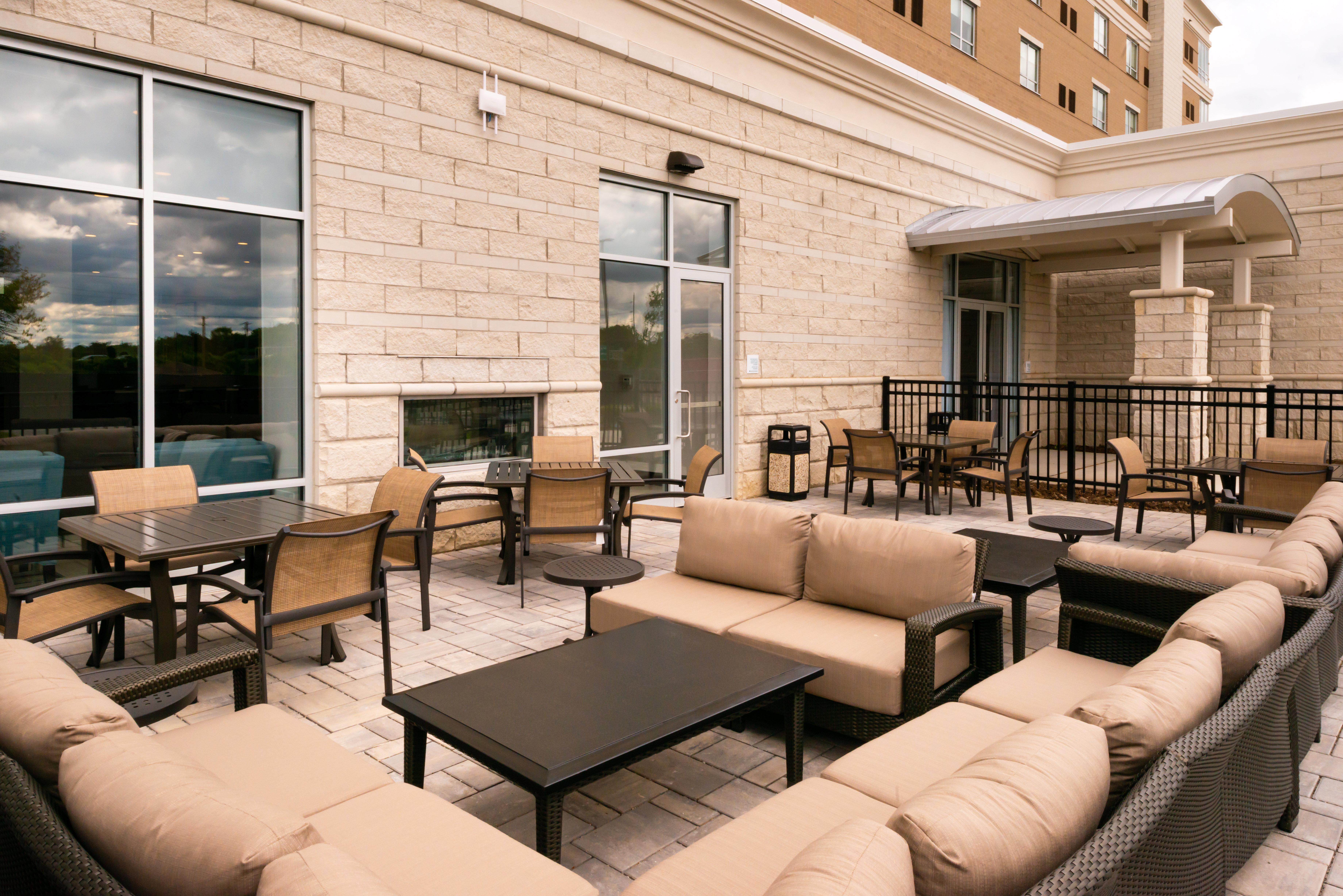 Holiday Inn & Suites - Farmington Hills - Detroit Nw By Ihg Exteriör bild