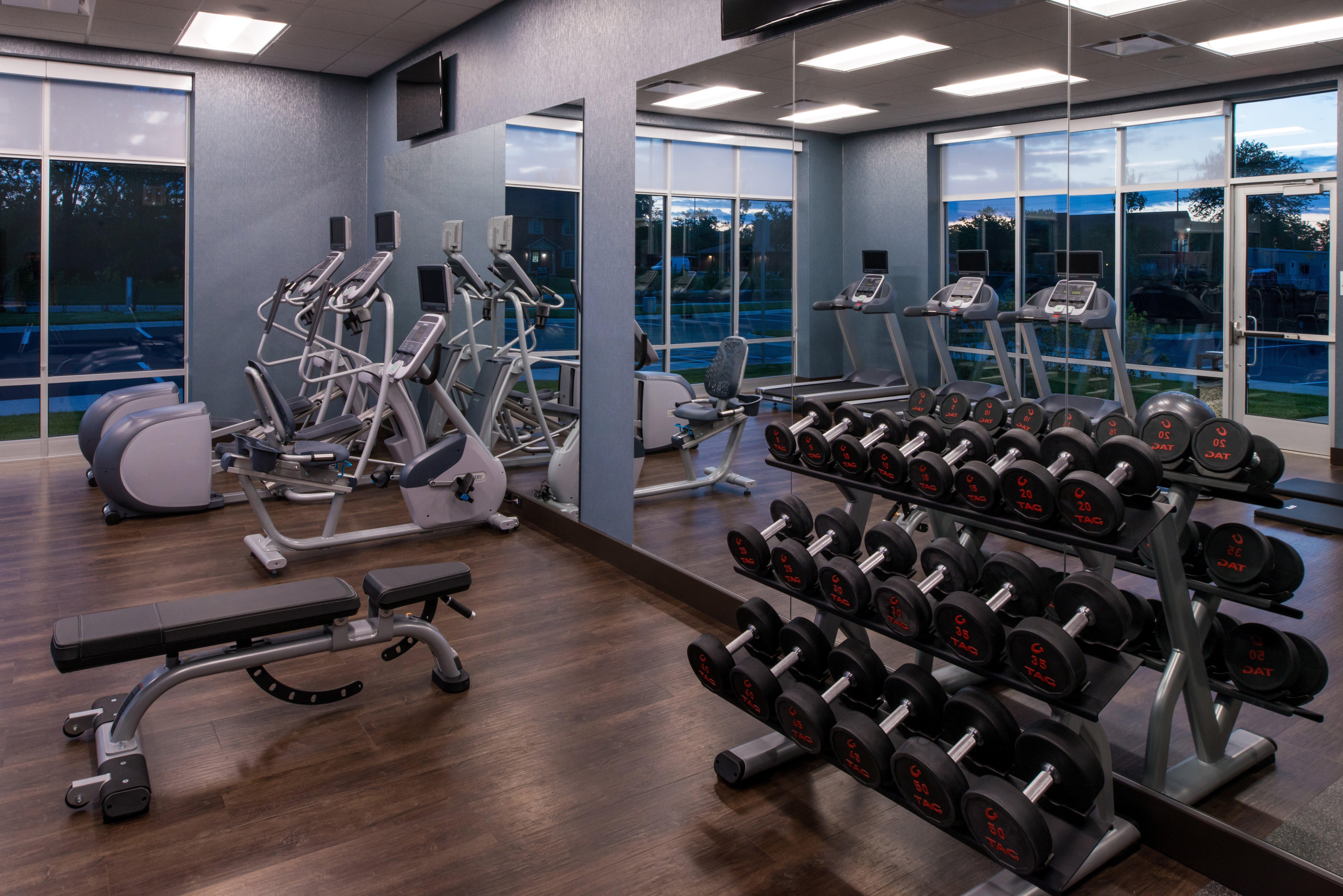 Holiday Inn & Suites - Farmington Hills - Detroit Nw By Ihg Exteriör bild
