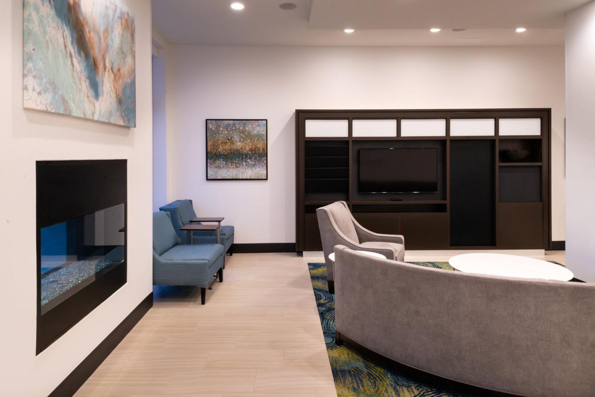 Holiday Inn & Suites - Farmington Hills - Detroit Nw By Ihg Exteriör bild